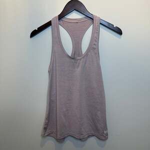 Vuori Lux Performance Racerback Tank Top in Purple Smoke Heather Small